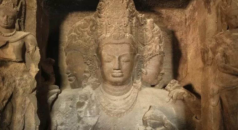 Trimurti (Mahesh Murti) sculpture inside the Elephanta Caves
